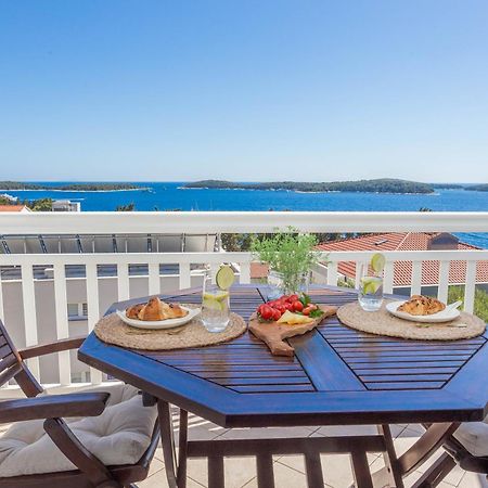 Tia Hvar Top View Apartment Хвар Екстер'єр фото